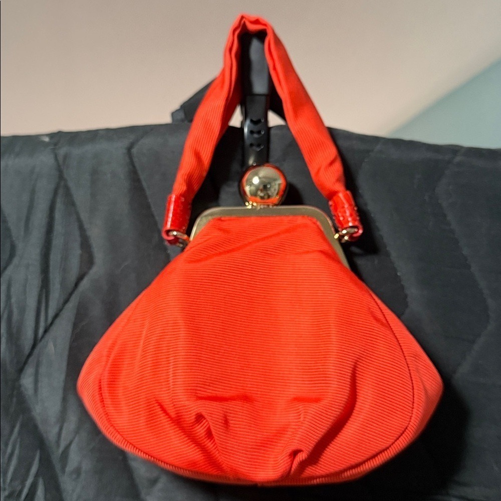 Kate Spade New York Red Ribbed Kiss Lock Clutch Evening Bag - Picture 6 of 15